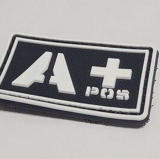 PVC 3D ベルクロワッペン ブラッドパッチ(血液型表示) A+ BK■蓄光 ブラック 3×5cm ミリタリー タクティカル ワッペン マジックテープ