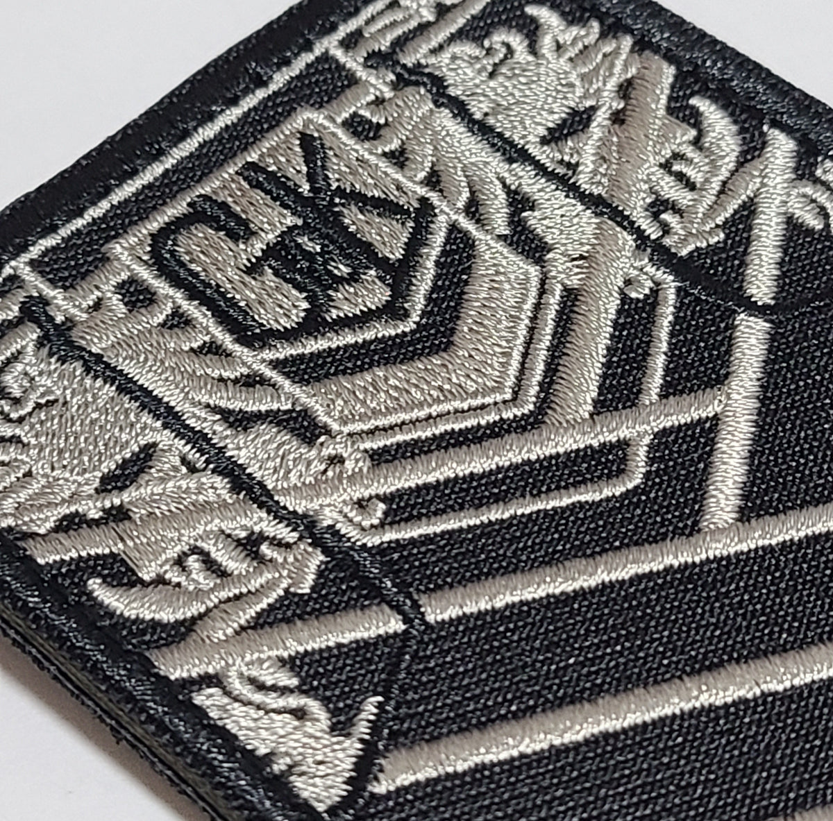ベルクロワッペン ドルフロマーキング 刺繍タイプ グリフィン＆クルーガー■タクティカルパッチ ミリタリーパッチ