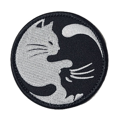 タクティカルワッペン 白黒猫(太極図風) ベルクロ仕様 - AIA - Military Goods Store