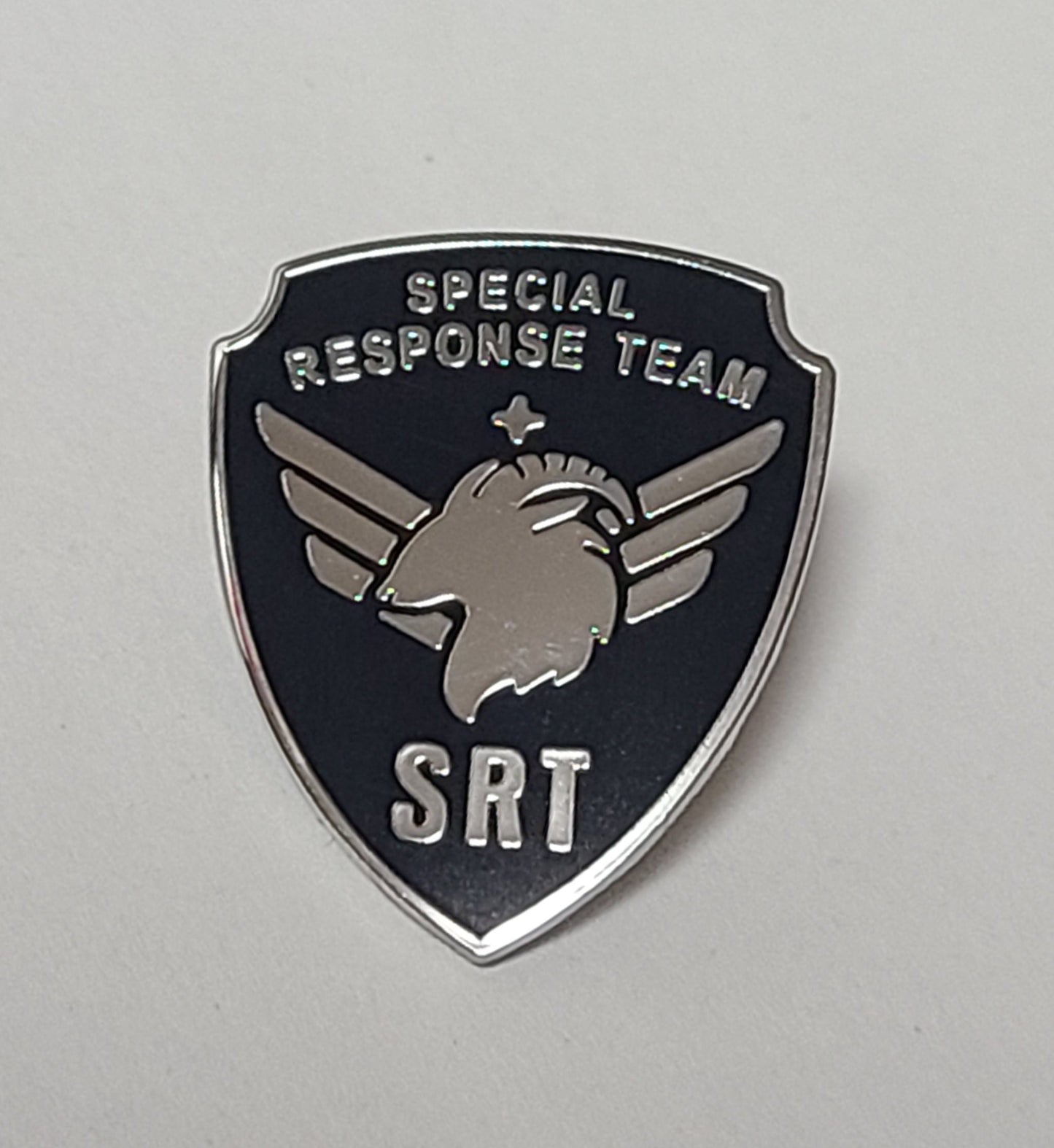 メタルピンバッチ ブルアカ SRTマーキング風 ラペルピン コスプレ 装飾 金属製 - AIA - Military Goods Store